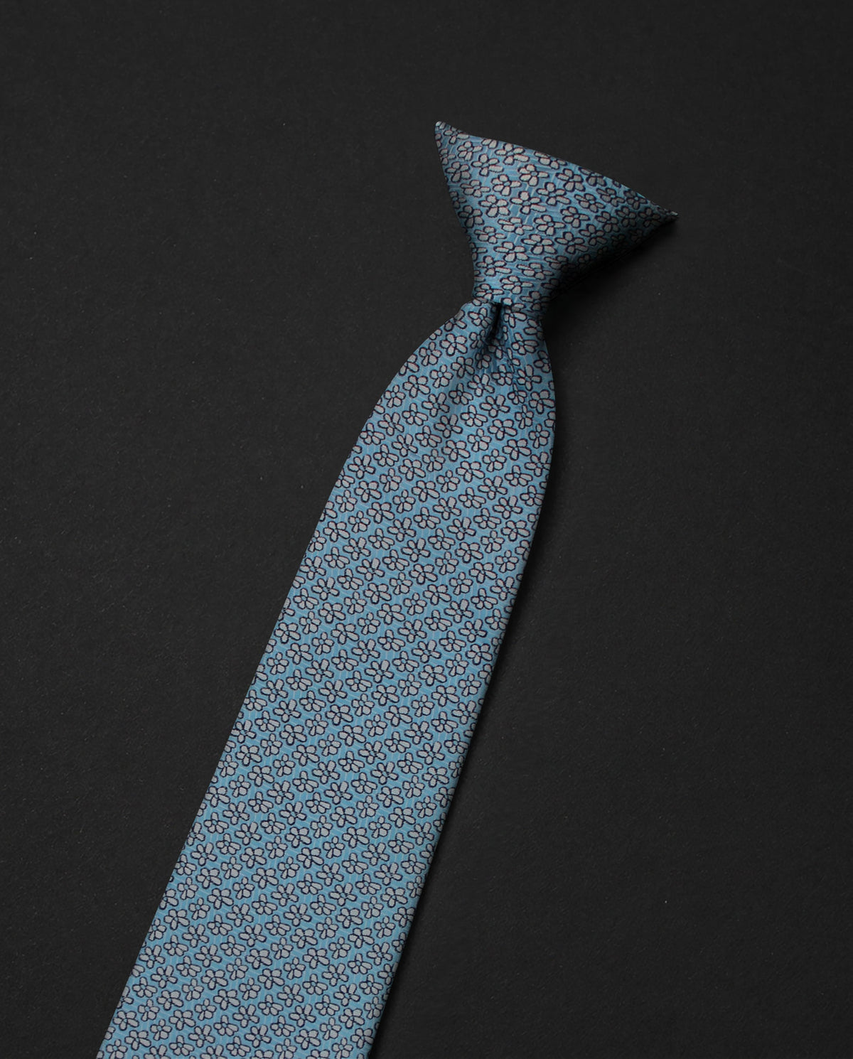 Luxury Ready Tie