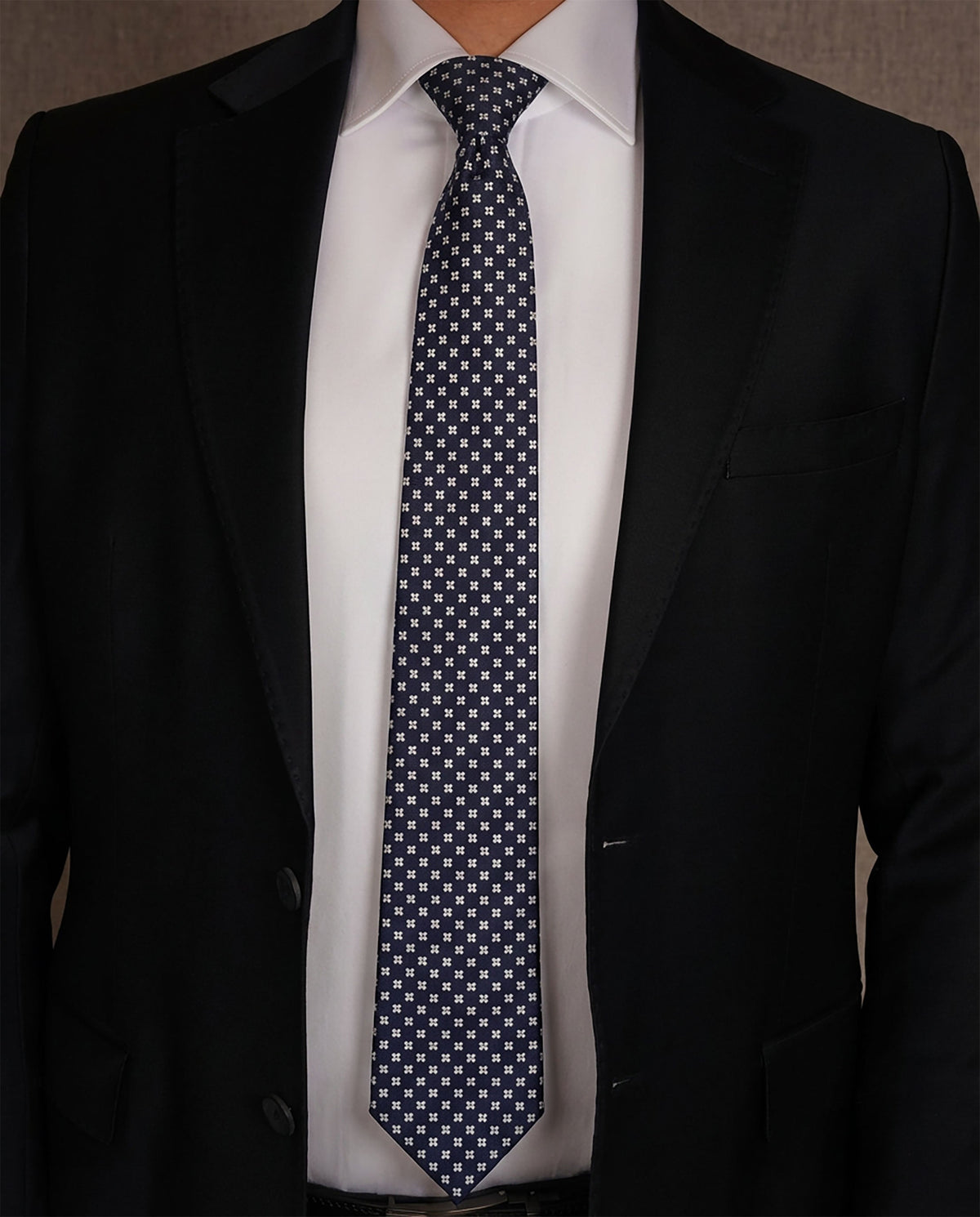 Premium Ready Tie