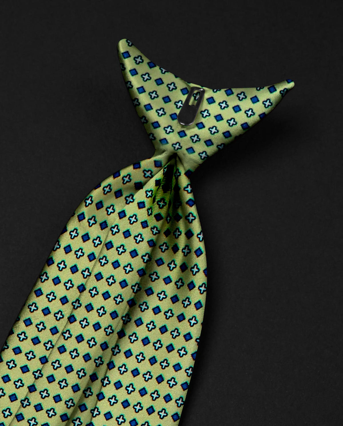 Premium Ready Tie
