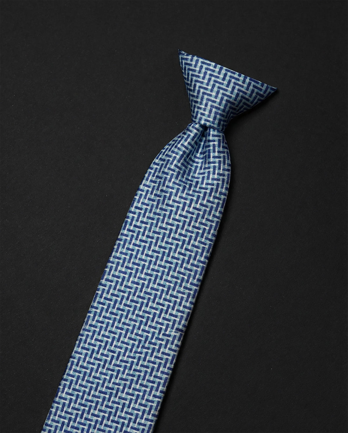 Premium Ready Tie