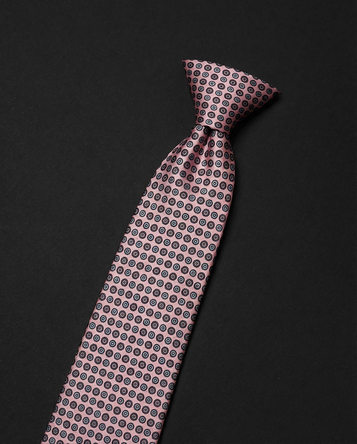 Premium Ready Tie
