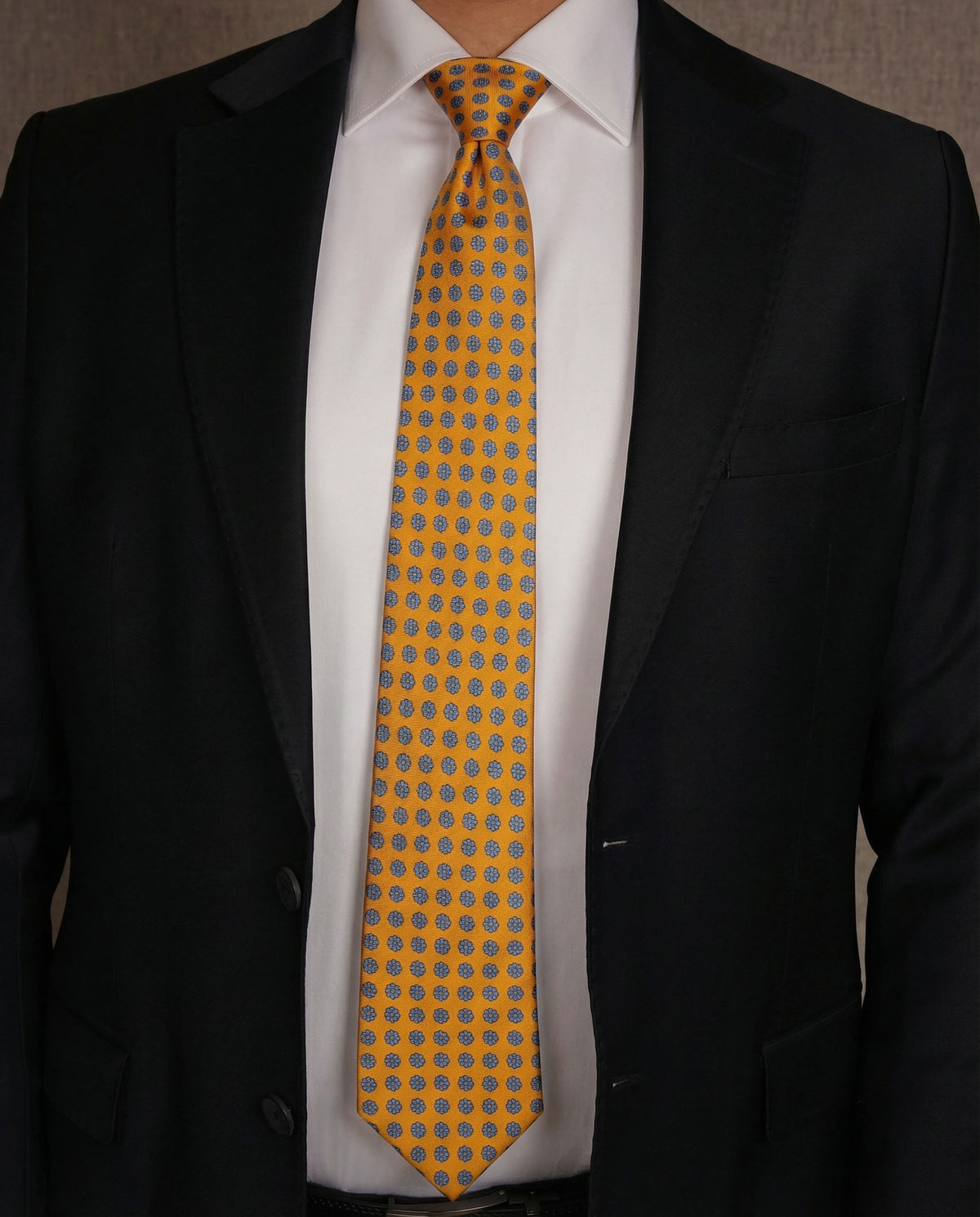 Premium Ready Tie