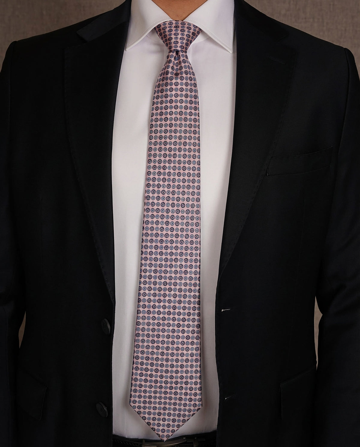 Premium Ready Tie