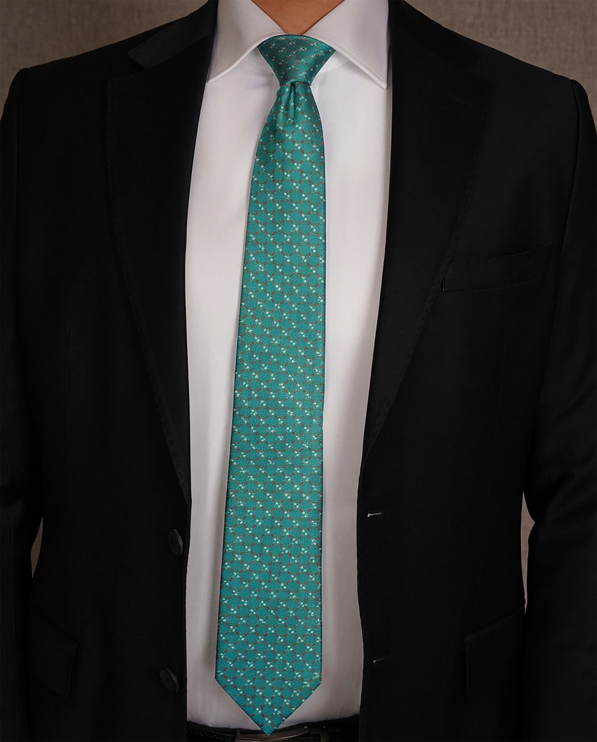 Premium Ready Tie