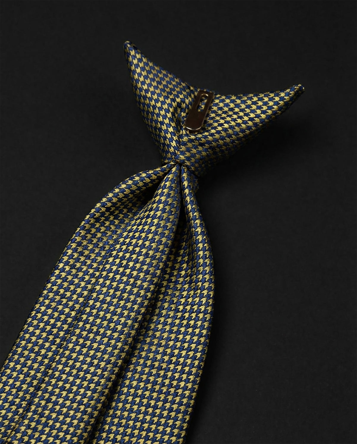 Luxury Ready Tie